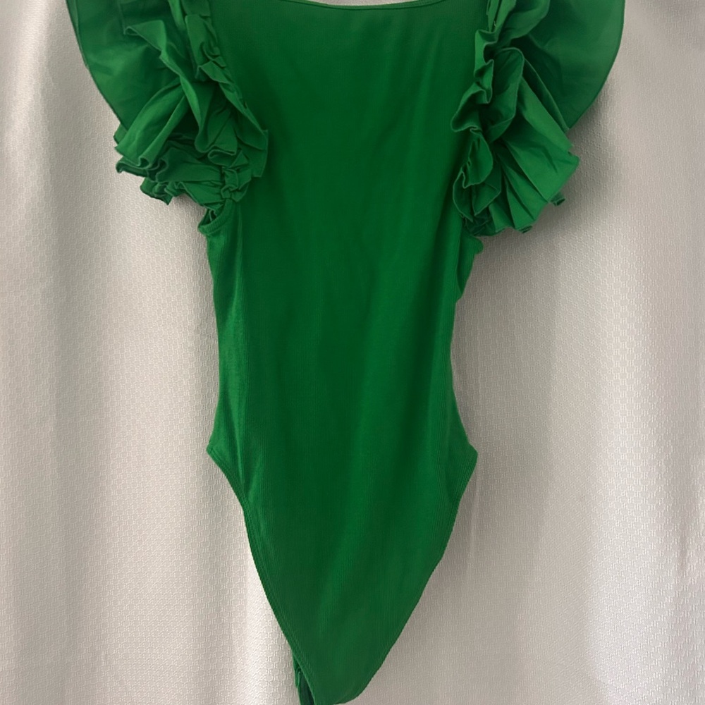 NWT Zara Green Ruffled One Piece - Picture 2 of 3